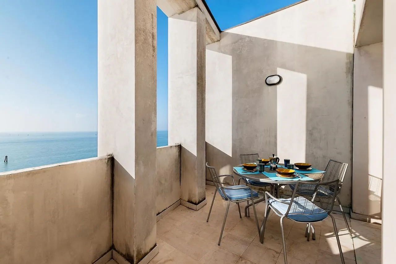 Ca Giudecca Terrazza Apartment Venice Italy